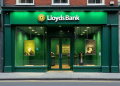 Lloyds share price forecast after hitting 100p: Is it still a good buy?
